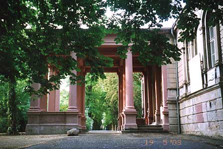Abschluss erster Bauabschnitt: Portikus, Übergabe durch Bauherren und fördernde Stiftungen, 10.05.2003