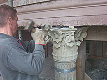 Südloggia, Sandsteinsäulen